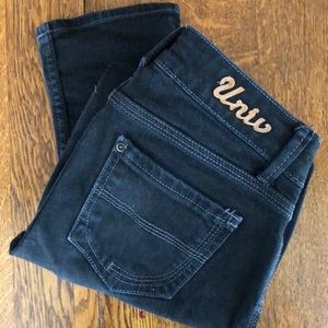 Univ, black denim skinny jeans size 26
